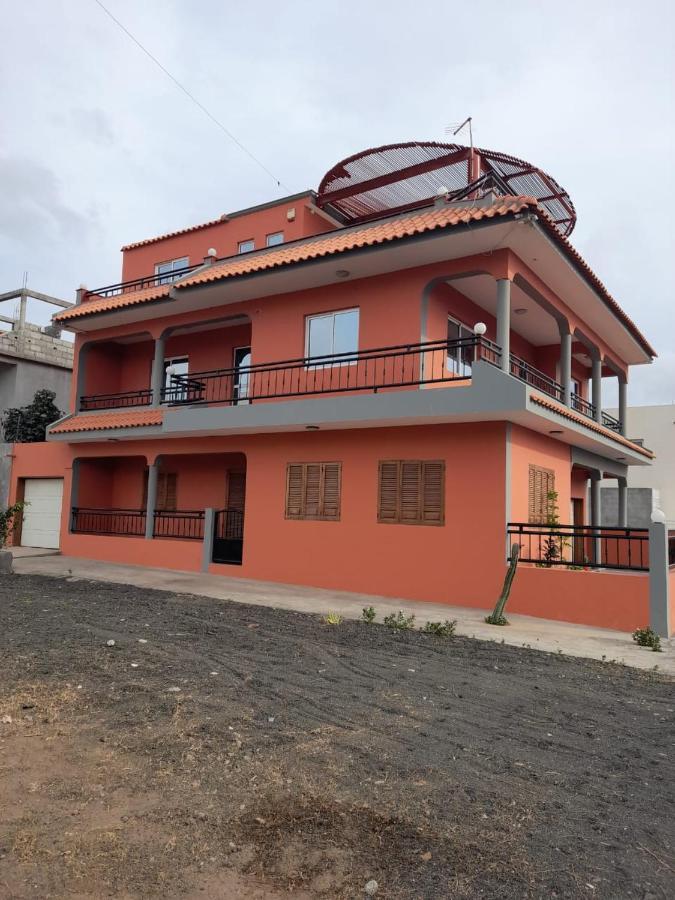 Tarrafal House 外观 照片
